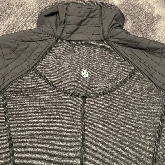 Lululemon Jacket ✨ - Picture 5 of 6